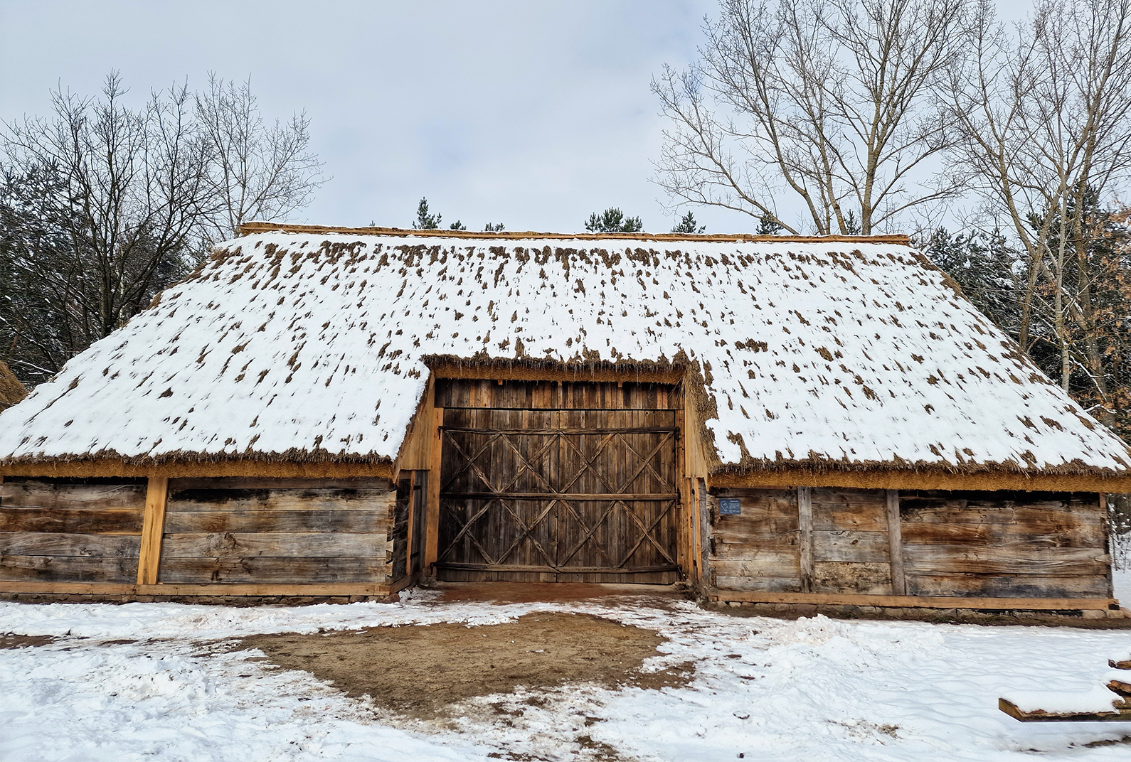 
RENOWACJA ZABYTKÓW 
Alta Sp. z o.o.
Galeria  Kontakt 
