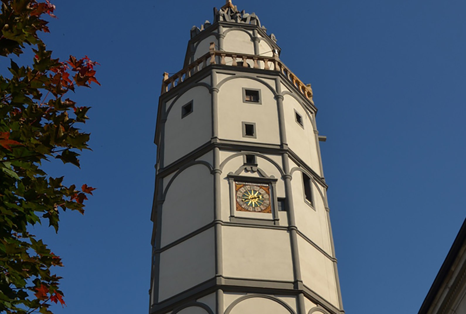 
RENOWACJA ZABYTKÓW 
Alta Sp. z o.o.
Galeria  Kontakt 
