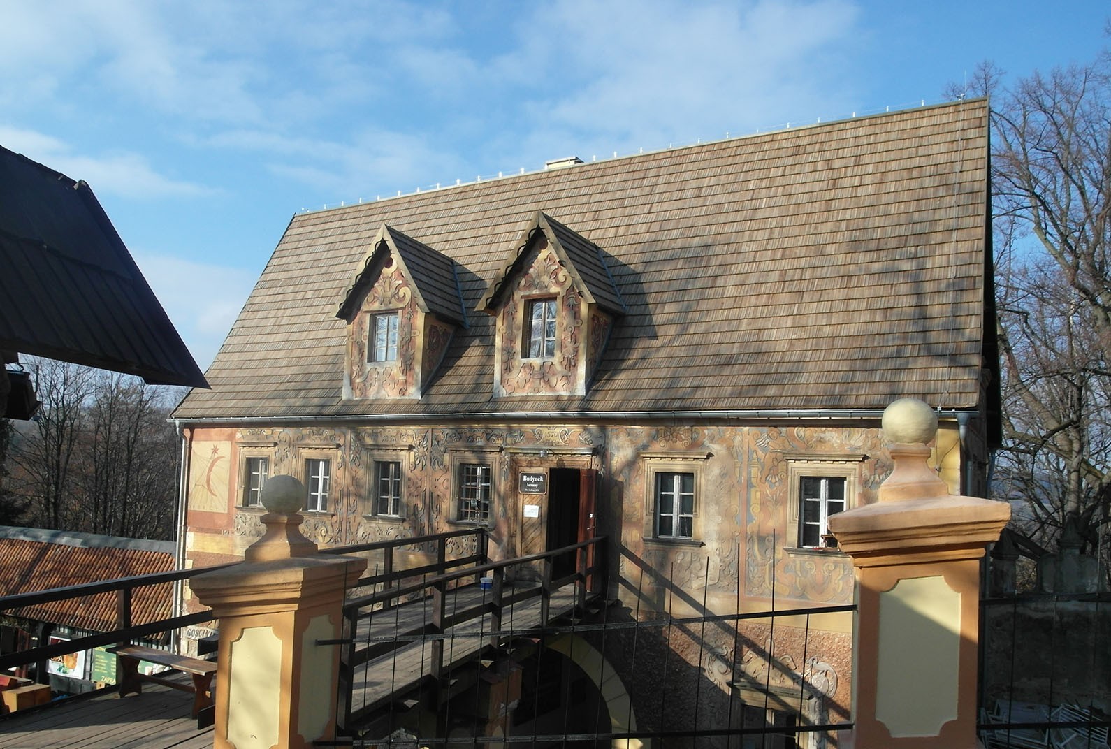 
RENOWACJA ZABYTKÓW 
Alta Sp. z o.o.
Galeria  Kontakt 
