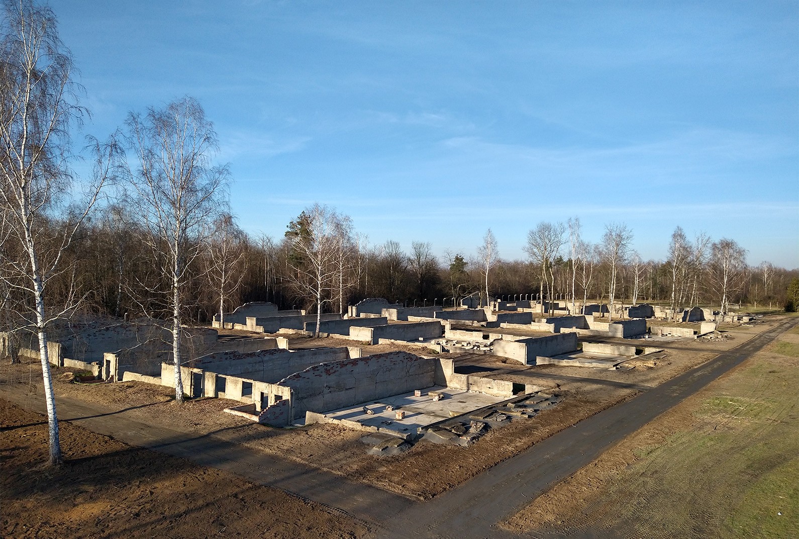 
RENOWACJA ZABYTKÓW 
Alta Sp. z o.o.
Galeria  Kontakt 
